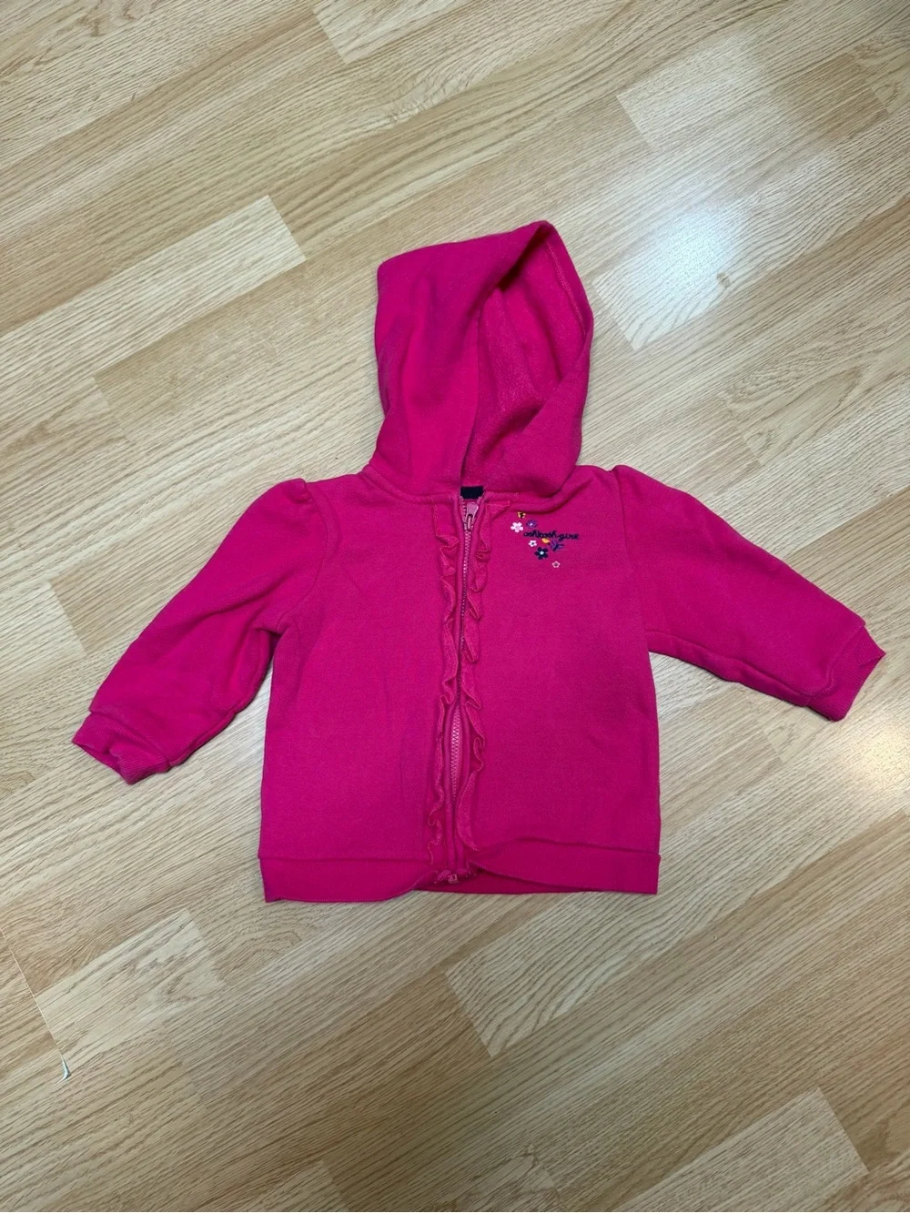 OshKosh B’gosh 18M Pink Ruffle Zip Hoodie Sweatshirt Jacket Hooded Fleece Floral